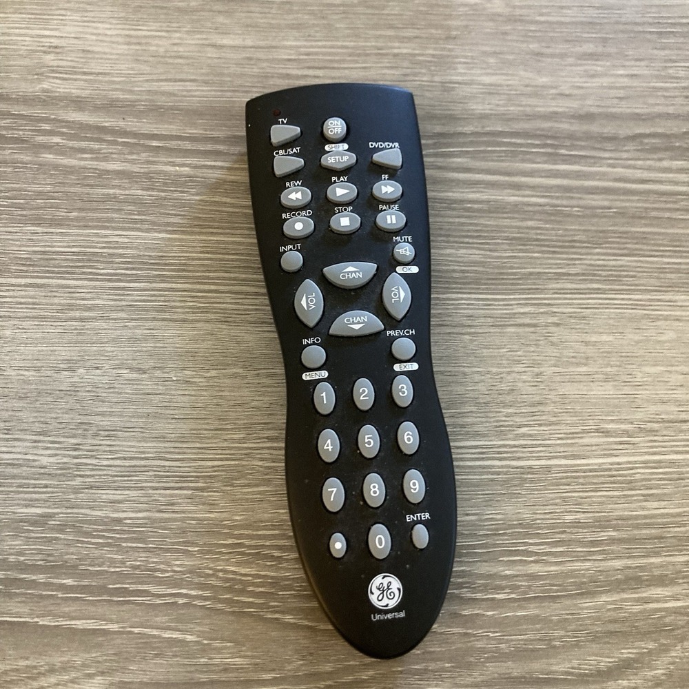GE Universal Remote Control RC24911 Black Tested Works